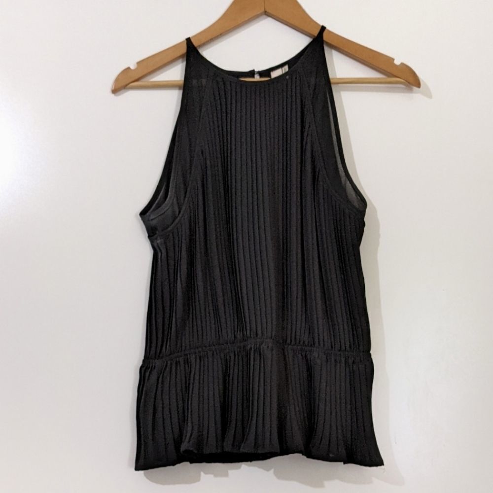 Line & Dot Sleeveless Peplum Accordion Tank Black Size Medium